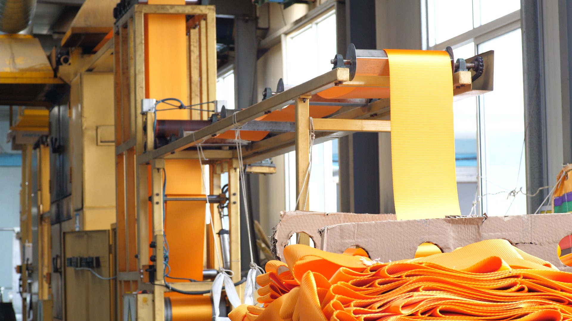  Automatic weaving area 